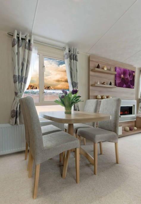 Lagooncombe Modern And Cosy Holiday Home Haverigg Exteriör bild