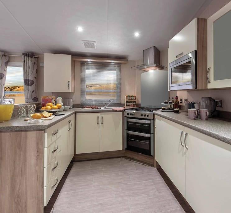 Lagooncombe Modern And Cosy Holiday Home Haverigg Exteriör bild